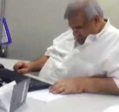 VALINHOS: Dr. Moysés é flagrado dormindo no trabalho