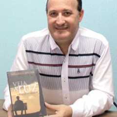 VALINHOS: Pároco da São José lança livro