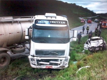 A18_VDO_Acidente_mata_familia_Credito_Policia_Rodoviaria_Federal