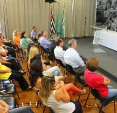 VALINHOS: Servidoras de Valinhos recebem homenagem
