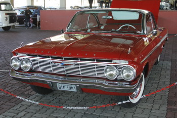 VAL_Carros antigos_cred PMVal
