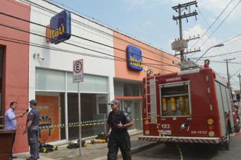 incendio itau_Créd Roberto Palaro