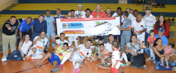 FOTO PRINCIPAL CAMPEÃO_Final Futsal prata_CrédRoberto Palaro (34)