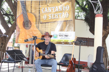 Cantando o Sertão - violeiro Robson Furiozo_cre PMVal
