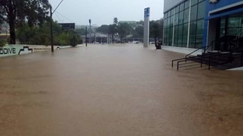 Enchente VAL_Crédito Reprodução Facebook Tatiana Ferreira
