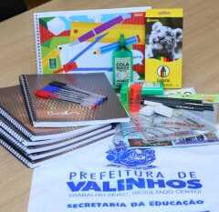 VALINHOS: Uniformes e material escolar começam a ser distribuídos na rede na volta às aulas