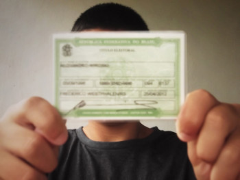 GERAL_ jovem eleitor_ foto-sheila-wiroski