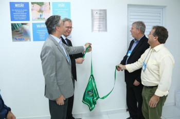 VAL_Multinacional especializada em dispositivos de autofixação inaugura filial em Valinhos_cred Prefeitura