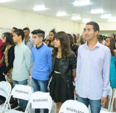 VALINHOS: Alunos recebem certificados do PET