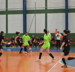 VINHEDO: Finalistas do Campeonato de Futsal Feminino serão conhecidos neste domingo