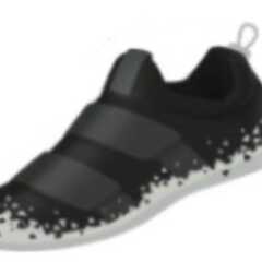 GERAL: Alunos desenvolvem calçados adaptáveis ao crescimento da criança