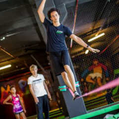 REGIÃO: Aulas de Parkour e Slack Line, de graça, estão entre as atrações de férias no Jump Mania