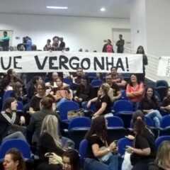 LOUVEIRA: Servidores Municipais prometem greve se aumento de apenas 1% for aprovado