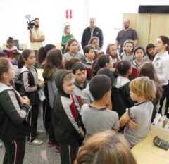 LOUVEIRA: Alunos da escola da Vila Pasti visitam dependências da Câmara