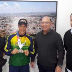 VINHEDO: Membro da Guarda Municipal é medalha de prata nos Estados Unidos