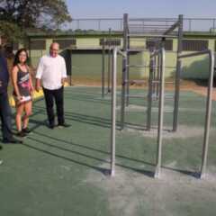 VINHEDO: Prefeito confere a conclusão do primeiro Parque de Street Workout da região