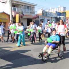 VALINHOS: APAE participa da ‘Caminhada do Bem’ para uma cidade sem carros