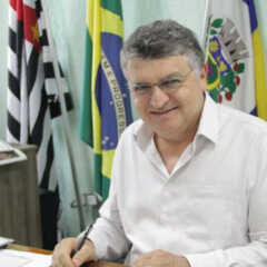 LOUVEIRA: Investigação das creches apontam superfaturamento e prefeito pode ser afastado