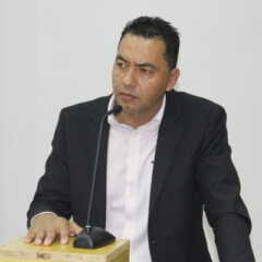 LOUVEIRA: Marquinhos do Leite lembra população da importância da vacina contra febre amarela