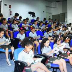 LOUVEIRA: Programa Conhecendo a Câmara recebe mais um grupo de alunos