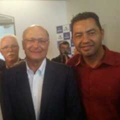 LOUVEIRA: Presidente Marquinhos do Leite comemora construção de 178 apartamentos populares