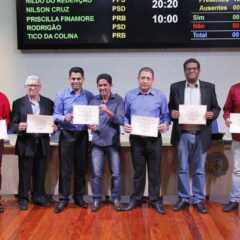 LOUVEIRA: Moções homenageiam Marcha para Jesus, Festa da Uva e Comissão para Bolsas de Estudo