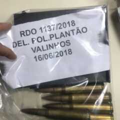 VALINHOS: Polícia apreende coletes e munições em carro capotado