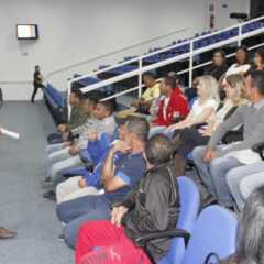 LOUVEIRA: EJA participa do ‘Conhecendo a Câmara’ e pede melhorias no transporte