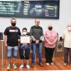 LOUVEIRA: Câmara homenageia pai e filho que preservam patrimônio histórico voluntariamente