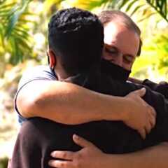 REGIÃO: Homens celebram o amor após adoção e ouvem pela primeira vez ‘Parabéns Papai’ no mês dos Papais