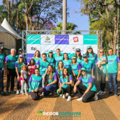 SICOOB COOPLIVRE PROMOVE CÃOMINHADA SOLIDÁRIA NO DIA INTERNACIONAL DO COOPERATIVISMO