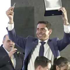 VALINHOS: Prefeito Franklin, vice Mayr e vereadores são empossados