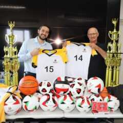 LOUVEIRA recebe doação de kits esportivos