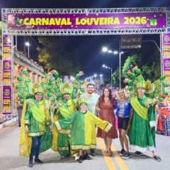 LOUVEIRA: Primeira noite de desfiles das escolas de samba é sucesso na Av. José Niero