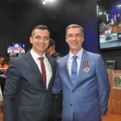 LOUVEIRA: Procurador Dr. Eliel Cecon recebe Medalha MMDC em reconhecimento à atuação Jurídica